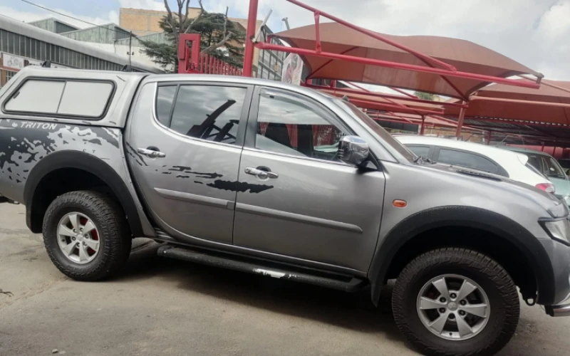 mitusubish-bakkie-in-boksburg-for-sell