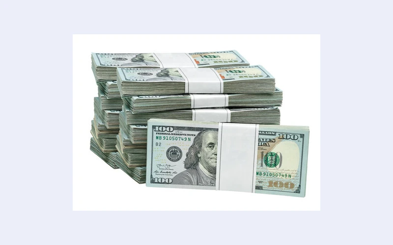 investor-looking-positive-investment-opportunitie