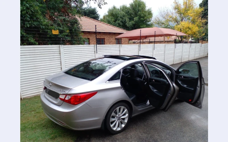 hyundai-sonata-2011model