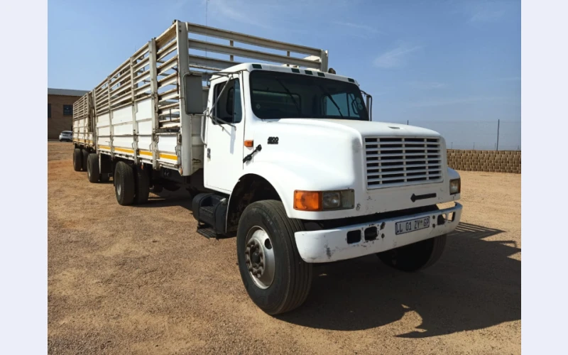 1998-international-4900-truck-for-sale-