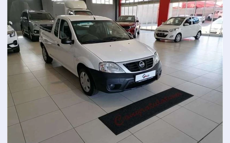 2020-nissan-np200-1693136250